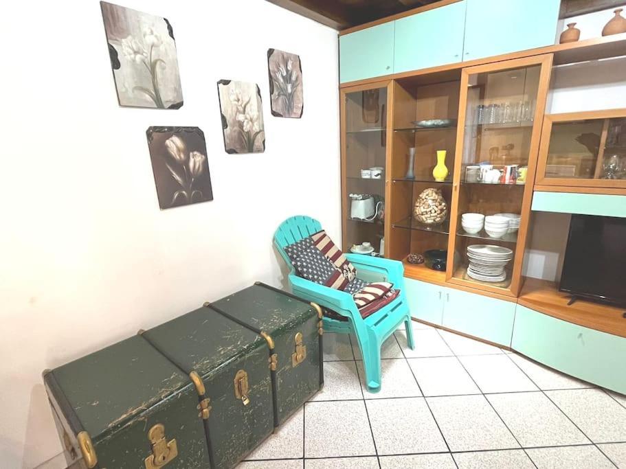 Family&group Attic Late Check-in Free Luggage Apartment *