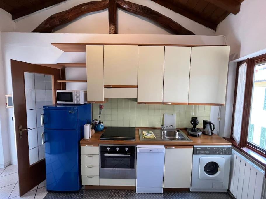 Family&group Attic Late Check-in Free Luggage Apartment Como